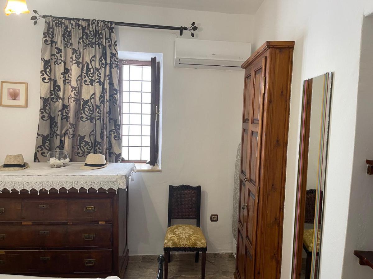 הוילה הידרה Rania'S House מראה חיצוני תמונה