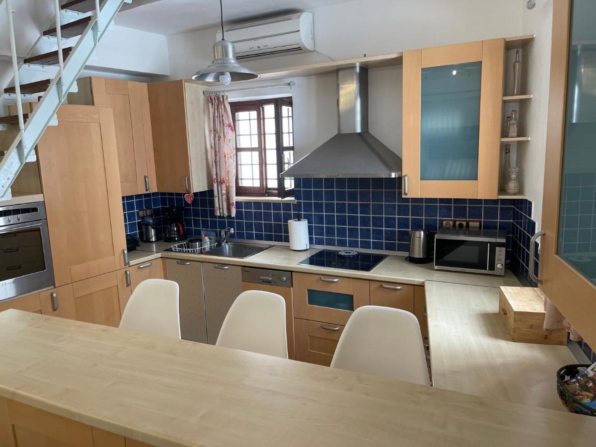הוילה הידרה Rania'S House מראה חיצוני תמונה
