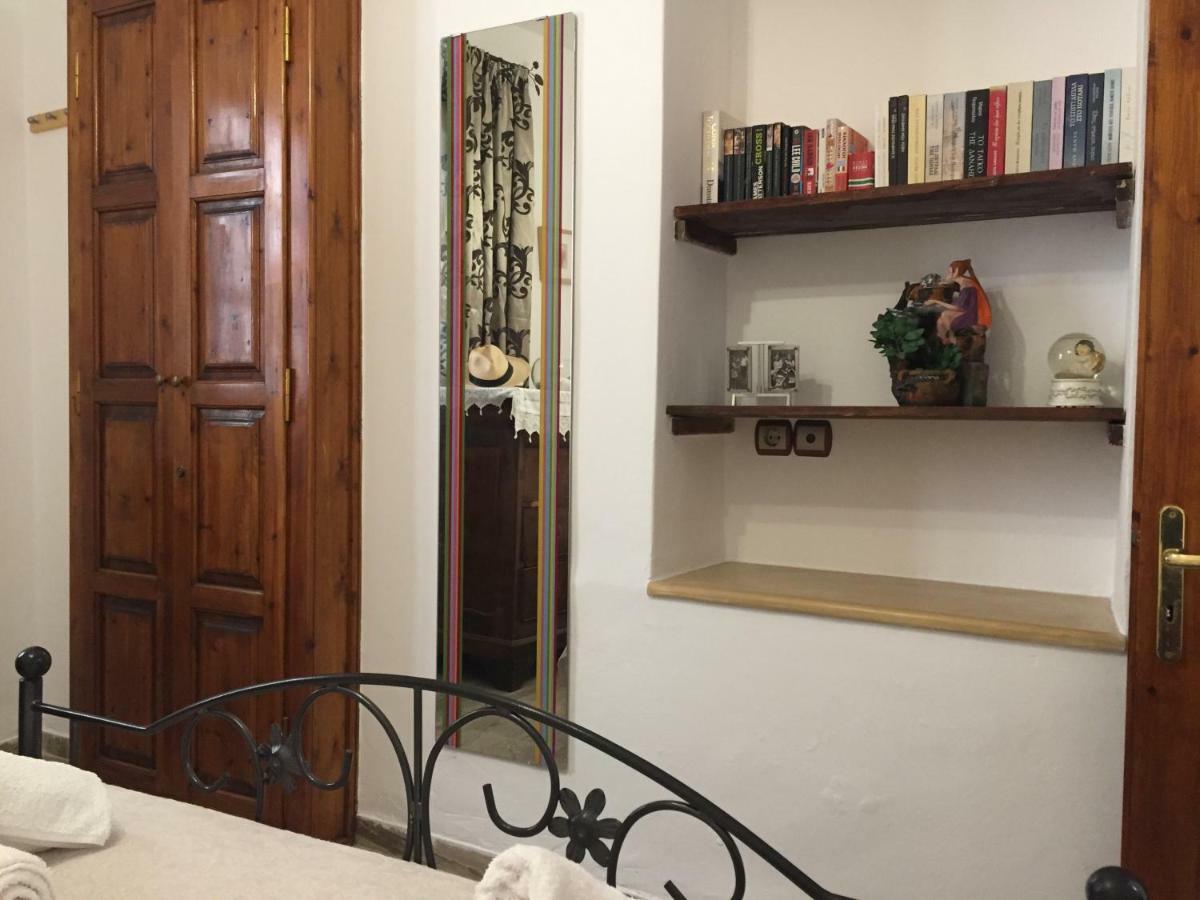 הוילה הידרה Rania'S House מראה חיצוני תמונה
